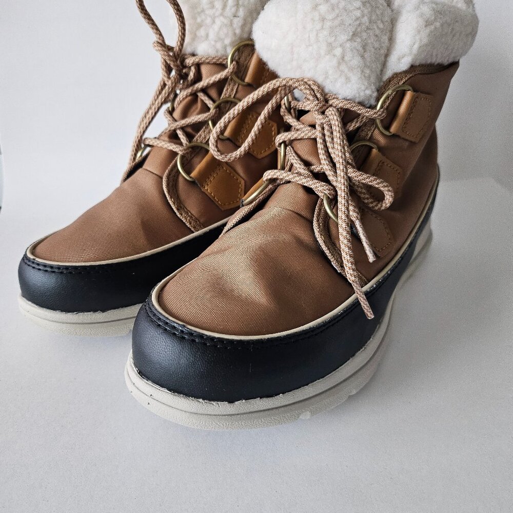 Sorel waterproof winter boots